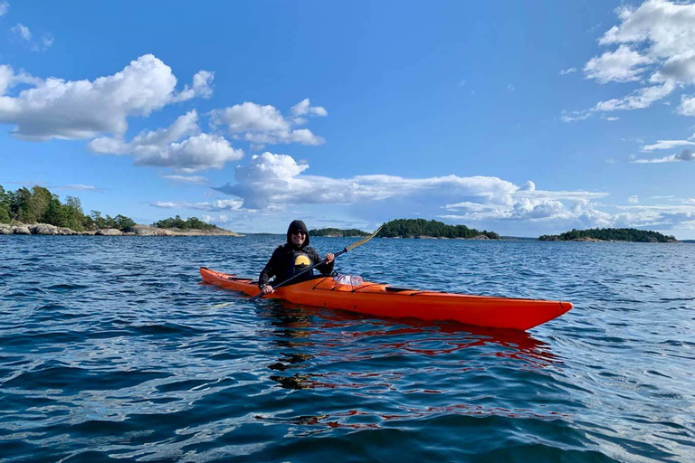 Stockholm: Morgonkajaktur i skärgården + lunchStockholm: Skärgårdens miljövänliga kajakpaddlingstur med hel dag