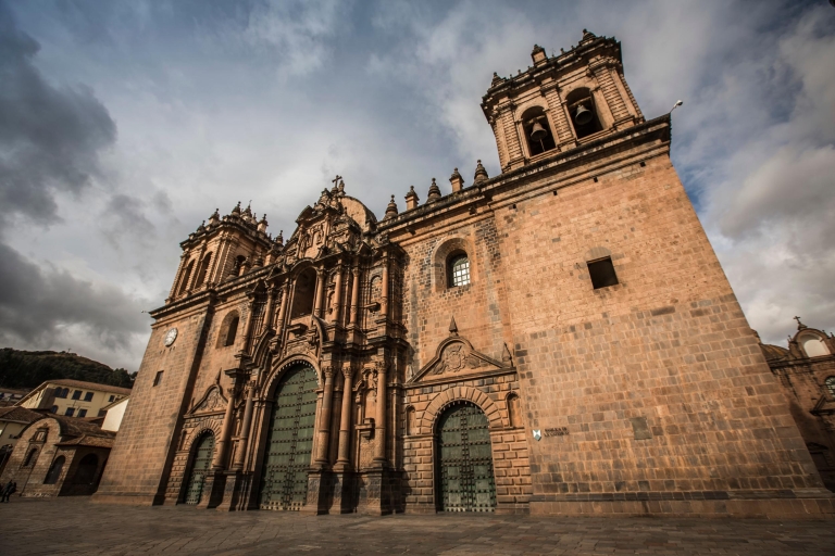 Cusco: Stadttour und nahegelegene Inka-Stätten HalbtagestourCusco: San Pedro Markt und Ruinen Halbtagestour