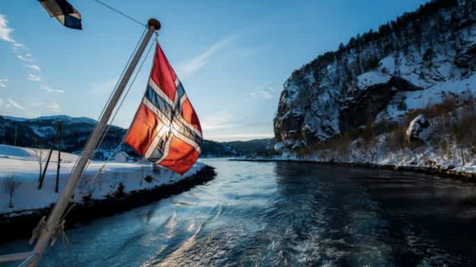 mostraumen fjord cruise