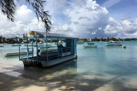 Grand Baie: caminata de aventura submarina con energía solarGrand Baie: paseo submarino con energía solar