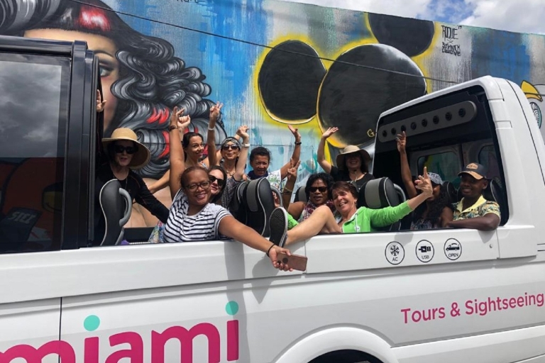 Miami: Sightseeing-Tour per Cabrio-Bus auf FranzösischMiami: Stadtrundfahrt per Cabrio-Bus ab 09:25 Uhr
