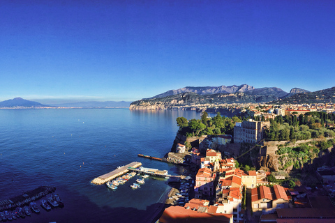 Sorrento: privétransfer naar de internationale luchthaven van Napels