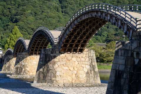 岩国城 チケット＆ツアー | ゲットユアガイド | GetYourGuide
