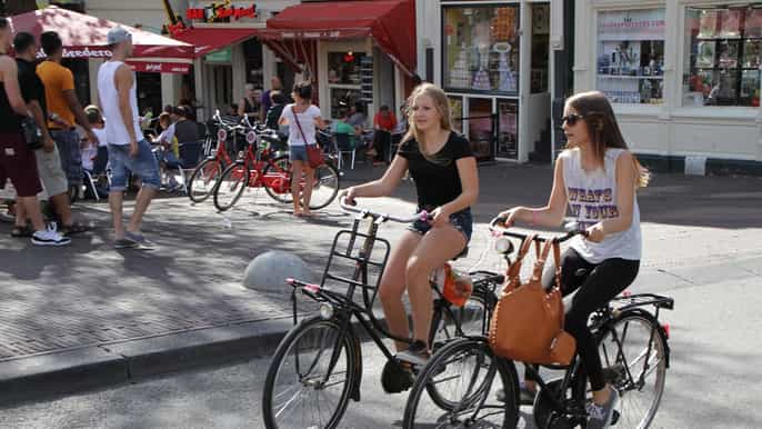 amsterdam guided sightseeing bike tour