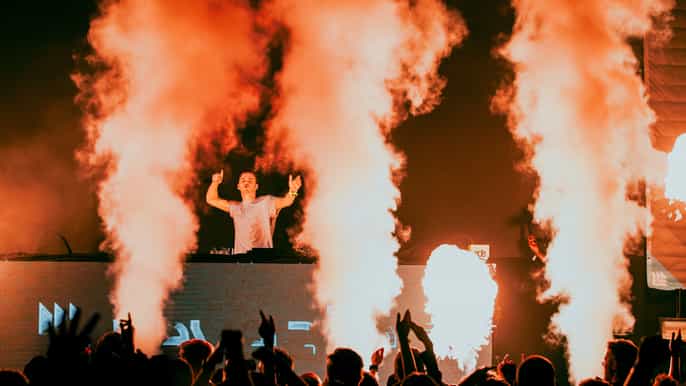prague nightlife ticket