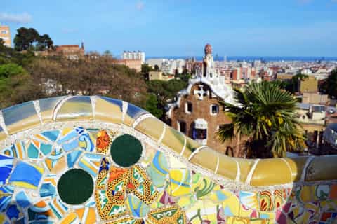 Barcelona & Park Güell: Private Half-Day Tour with Pickup