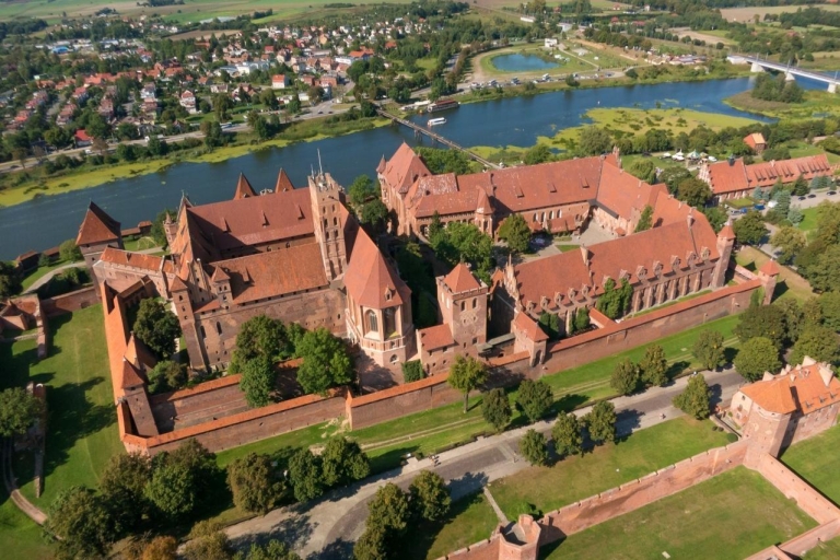Tour privado de 5 horas al castillo de Malbork