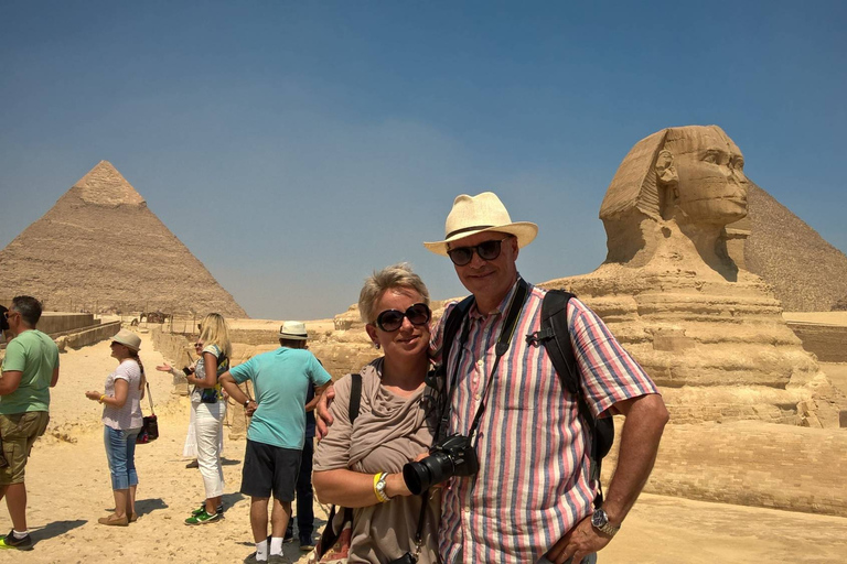 Cairo: Pyramid Tour, Boat Ride and Lunch at Cafelucca