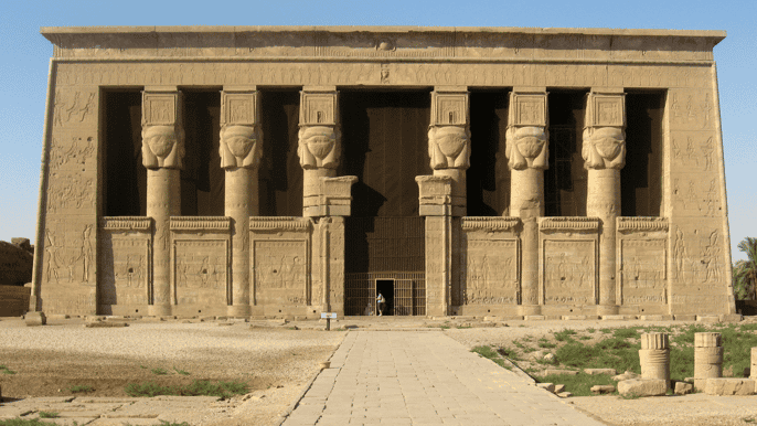 from luxor guided day trip to dendara and abydos temples
