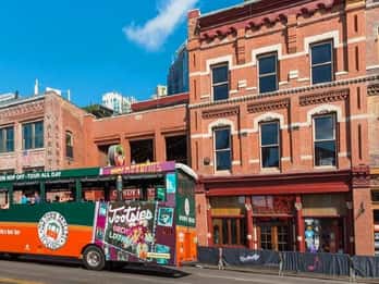 Nashville: Hop-On/Hop-Off-Trolley-Tour Nashville: Hop-On/Hop-Off-Trolley-Tour