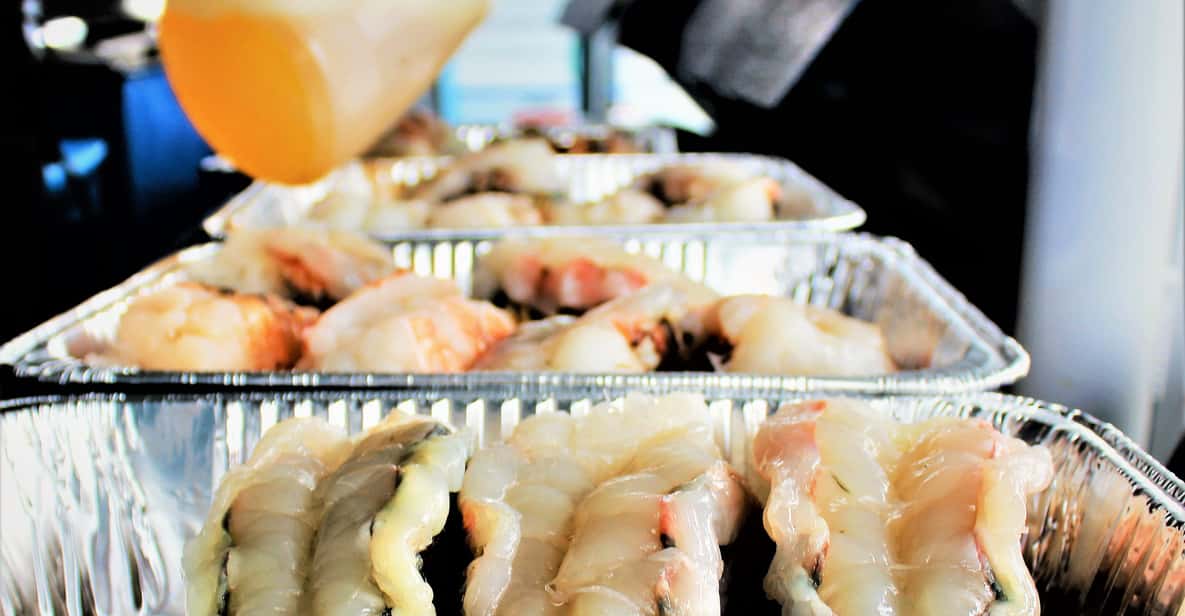 Maui: Sunset Dinner Cruise from Ma'alaea Harbor