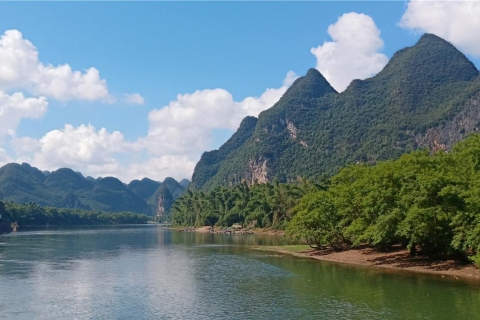 Guilin : 1 jour de croisière sur la rivière Li et visite touristique privéeGuilin : Croisière d'une journée sur la rivière Li et visites touristiques