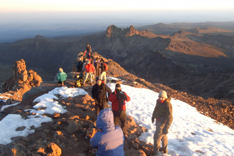 Mount Kenya: 5-Day Hike Via Chogoria Route