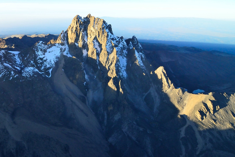 Mount Kenya: 5-Day Hike Via Chogoria Route