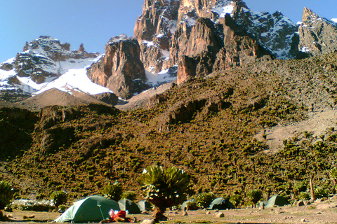 Mount Kenya: 5-Day Hike Via Chogoria Route