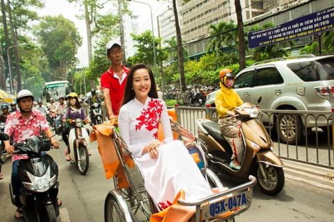 Ho Chi Minh: Authentic Market Cyclo Tour without Tour guide