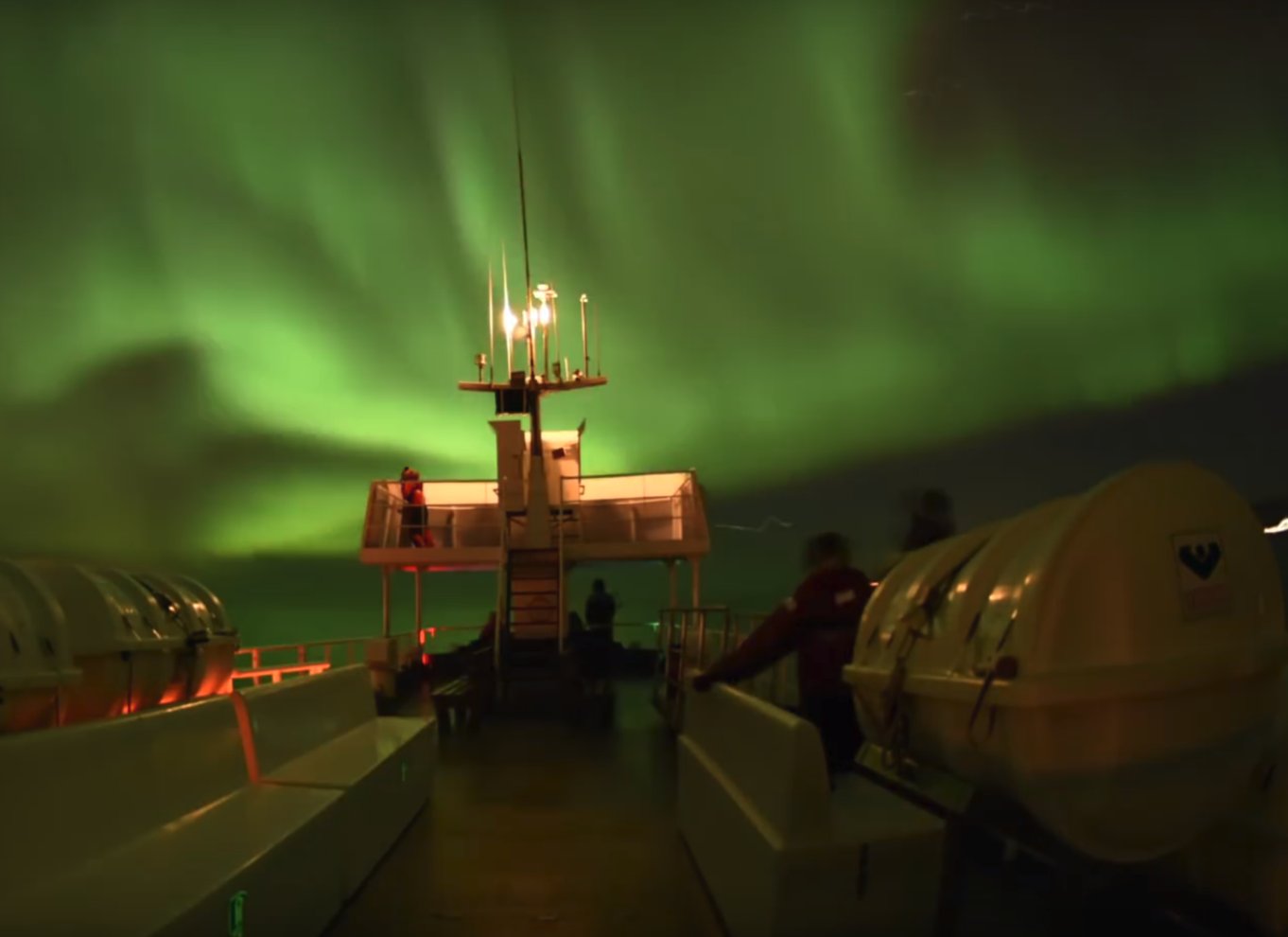 Reykjavík: Krydstogt med nordlys