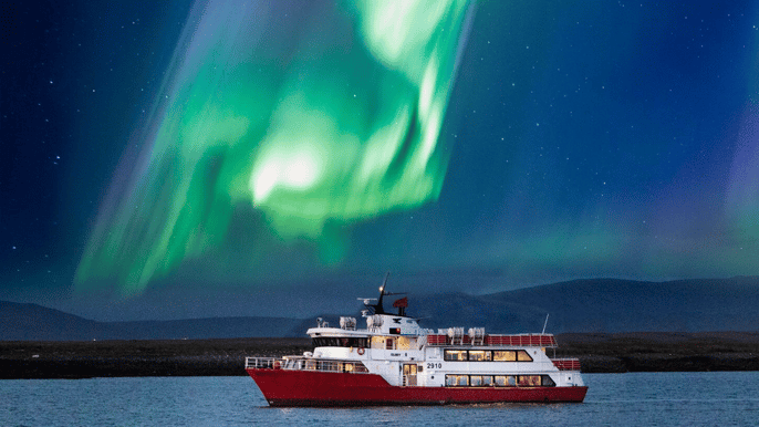 reykjavík 2hour northern lights cruise