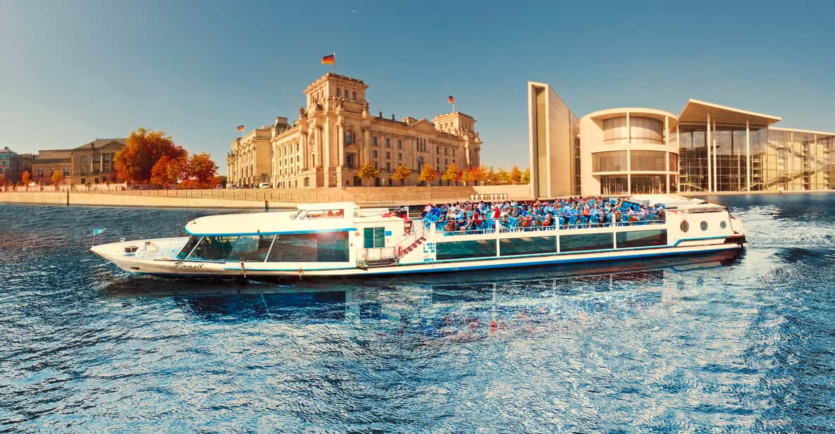 Berlin: 1-Hour City Tour by Boat with Guaranteed Seating