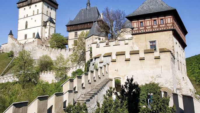 from prague halfday karlstejn castle tour
