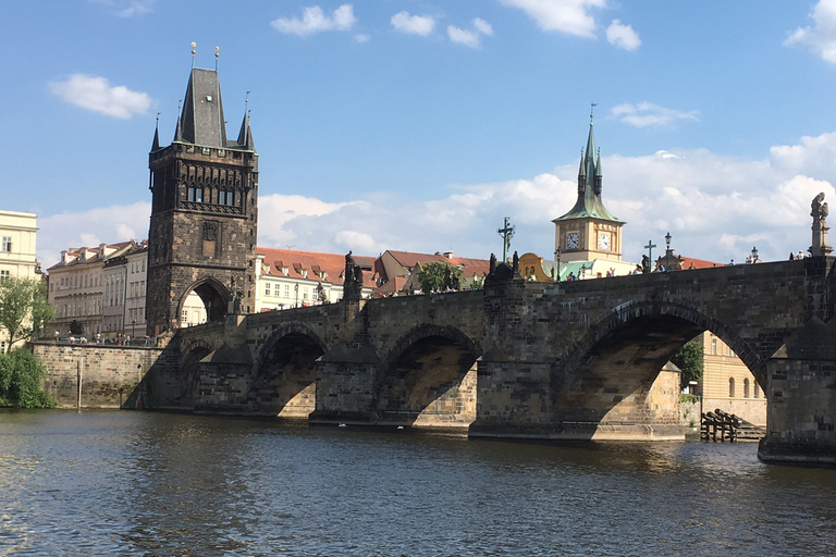 Praag: rondvaart over de Moldau van 1 uur