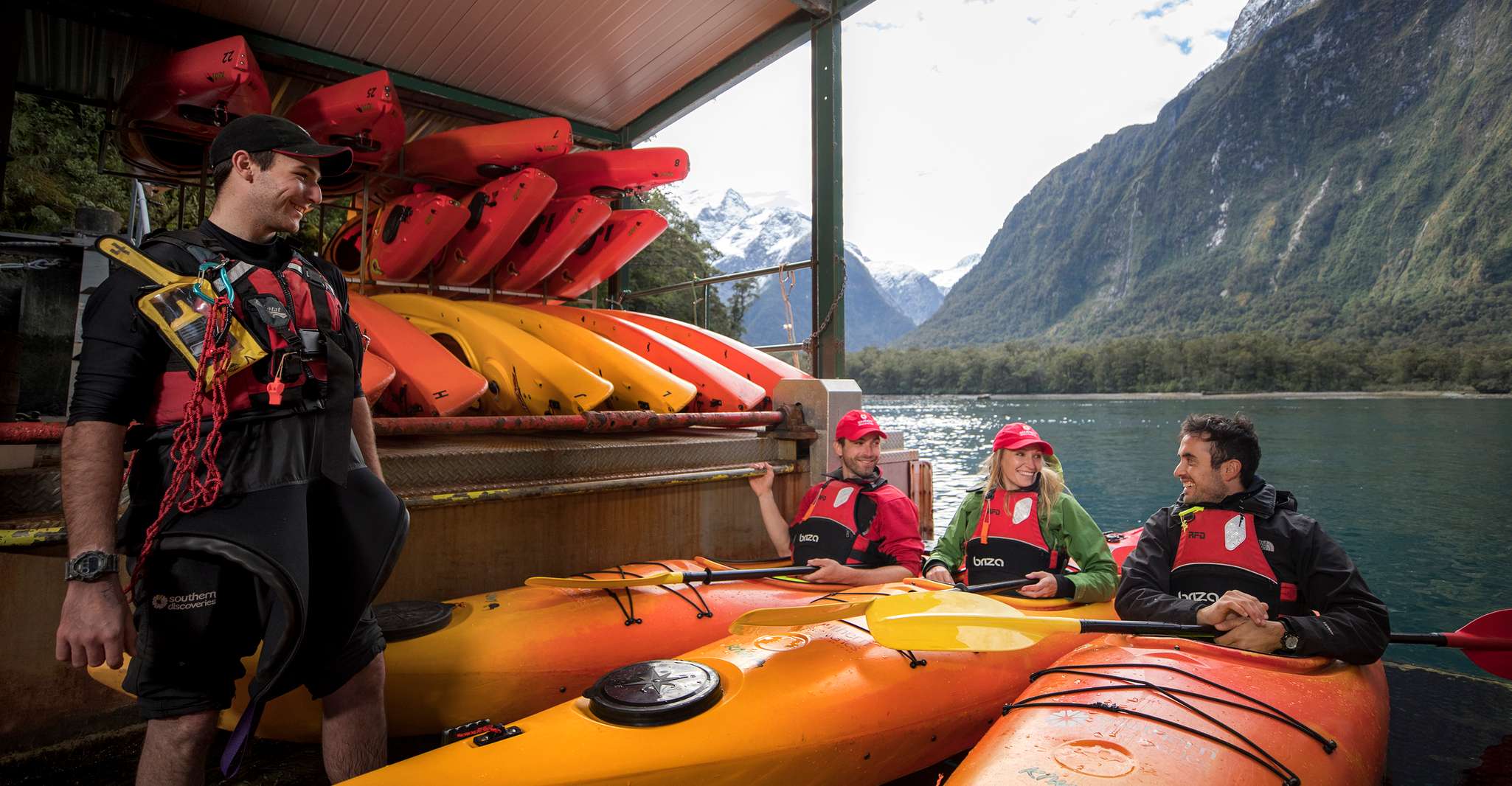 Milford Sound, Kayaking Tour - Hizvo
