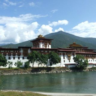 15 päivän maastokierros Bhutanissa, Sikkimissa ja Dharjeelingissä