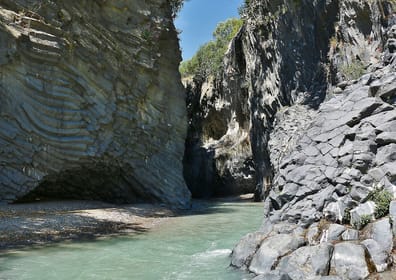 Catania: Mount Etna Volcano and Alcantara Park Tour