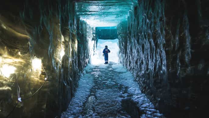langjökull glacier ice cave and snowmobile tour
