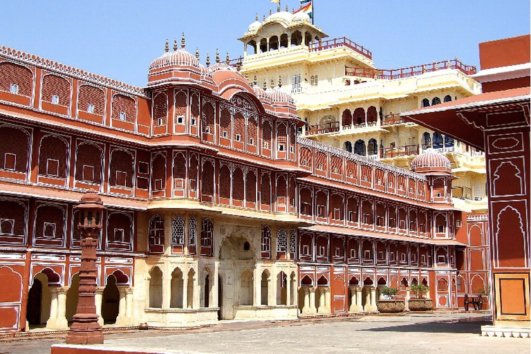 Ab Delhi: Ganztägige private Besichtigungstour von Jaipur