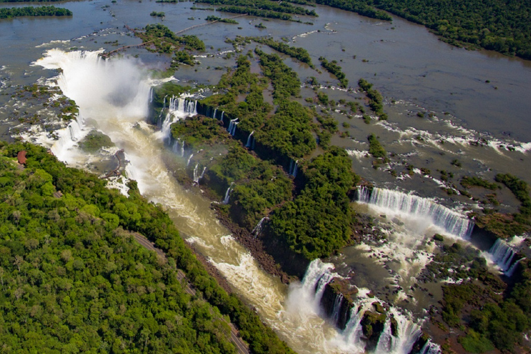 Lot helikopterem nad wodospadami Iguazu z transferemPrzelot helikopterem z transferem