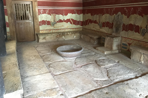 Knossos Palace: Family-friendly Mythology Tour