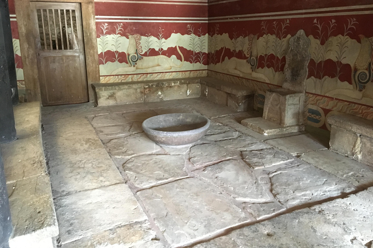 Knossos Palace: Family-friendly Mythology Tour