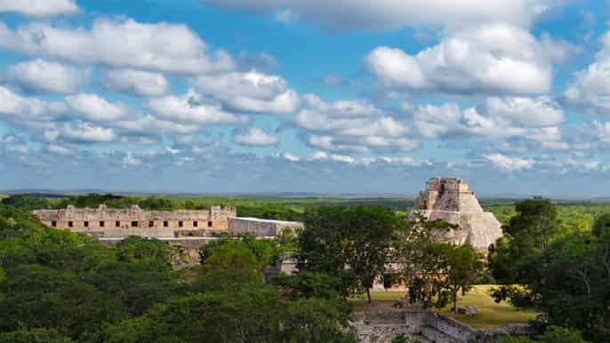 uxmal avec guide privé et transport depuis merida