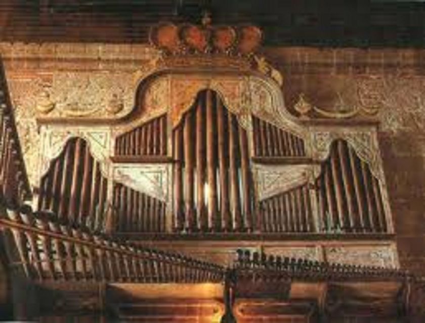 Самый древний орган. Орган-Портатив в средневековье. Филиппины Церковь Лас ПИНАС бамбуковый орган. Старинный орган. Орган музыкальный инструмент.