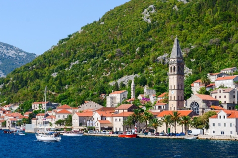 Ab Dubrovnik: Ganztägiger Ausflug an die Küste MontenegrosAb Dubrovnik: Bootsfahrt in der Bucht von Kotor