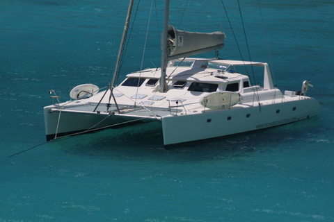 سانت توماس: رحلة خاصة بطول 50 قدمًا على متن قارب كاتاماران 500جولة لنصف يوم