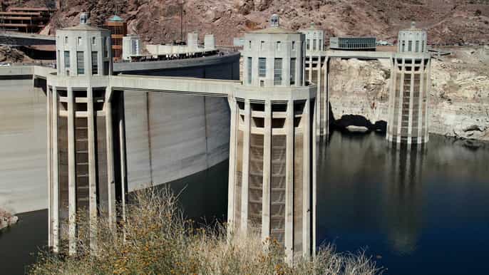 hoover dam national historic landmark halfday tour