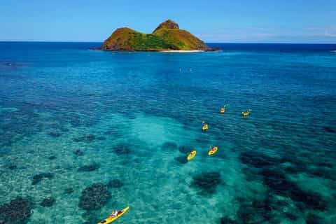 Oahu: Twin Islands Guided Kailua Kayak Tour