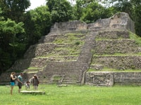 San Ignacio, Caracol Maya Ruins & Waterfall Tour avec déjeuner - Hizvo