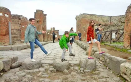 2-stündige Pompeji Happy Tour für Kinder