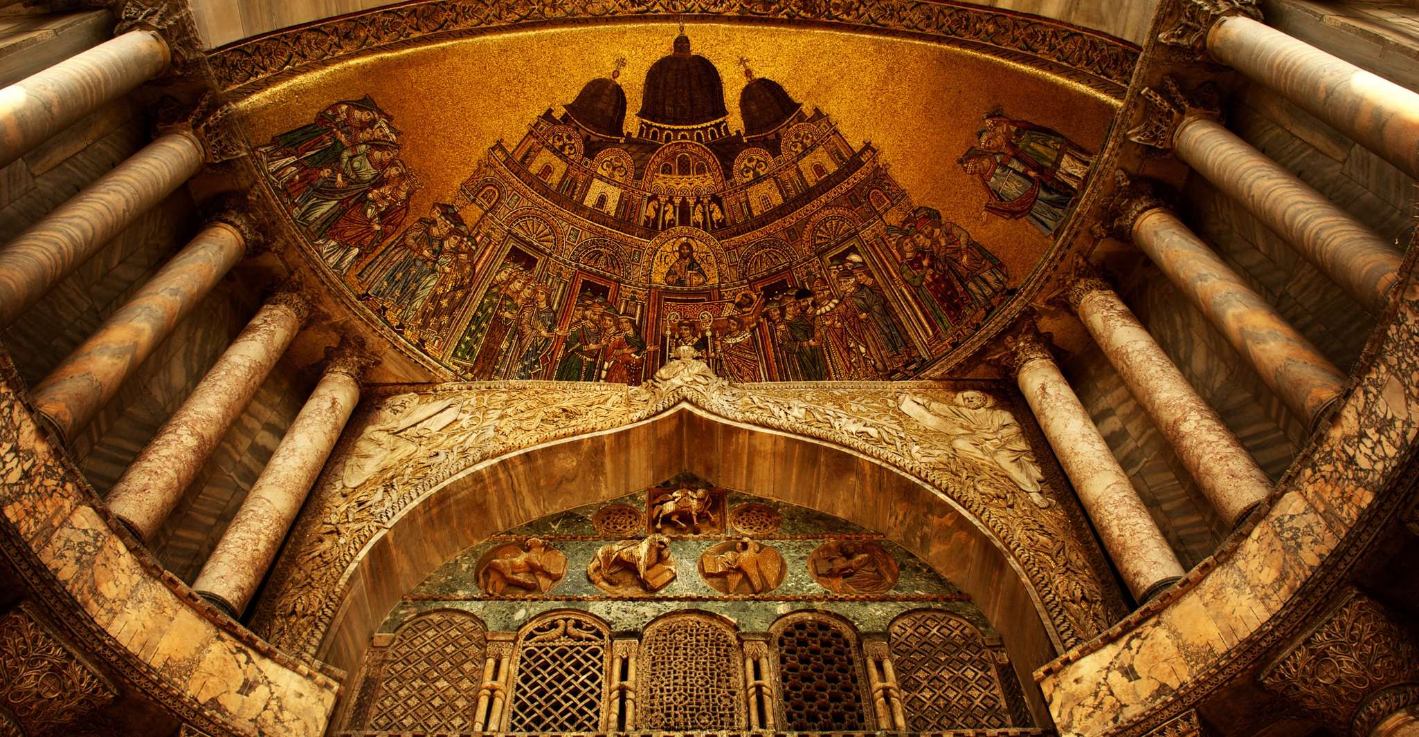 Doge's Palace & St. Mark's Basilica with Terrace Access Tour - Hizvo