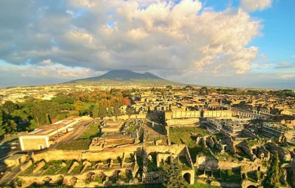 Ab Neapel: Pompeji Tour mit Weingut Mittagessen