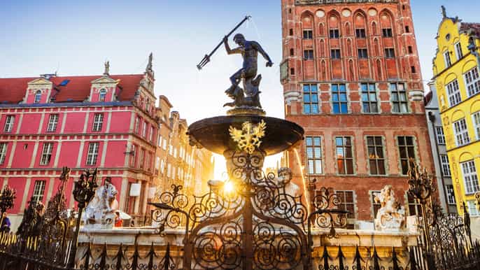 gdansk old town highlights tour with amber altar access