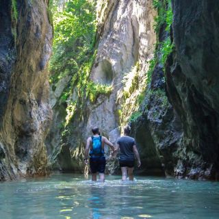 From Iasi: Hiking Day Trip to Bicaz & Hasmas National Park