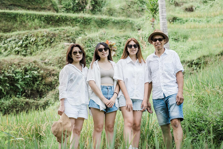 Ubud : Waterfall, Water Temple, RIce Terrace, Ubud Market