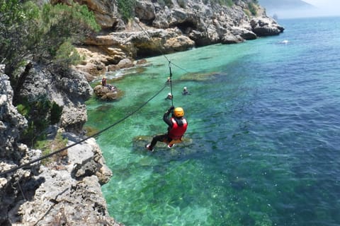 Portinho da Arrábida: Coasteering Trip