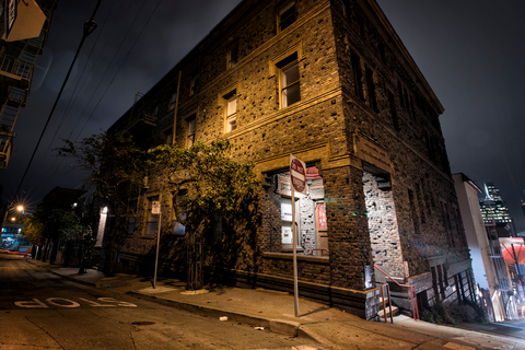 San Francisco Ghosts: Gold and Ghouls Tour San Francisco: 1-Hour Haunted Walking Tour