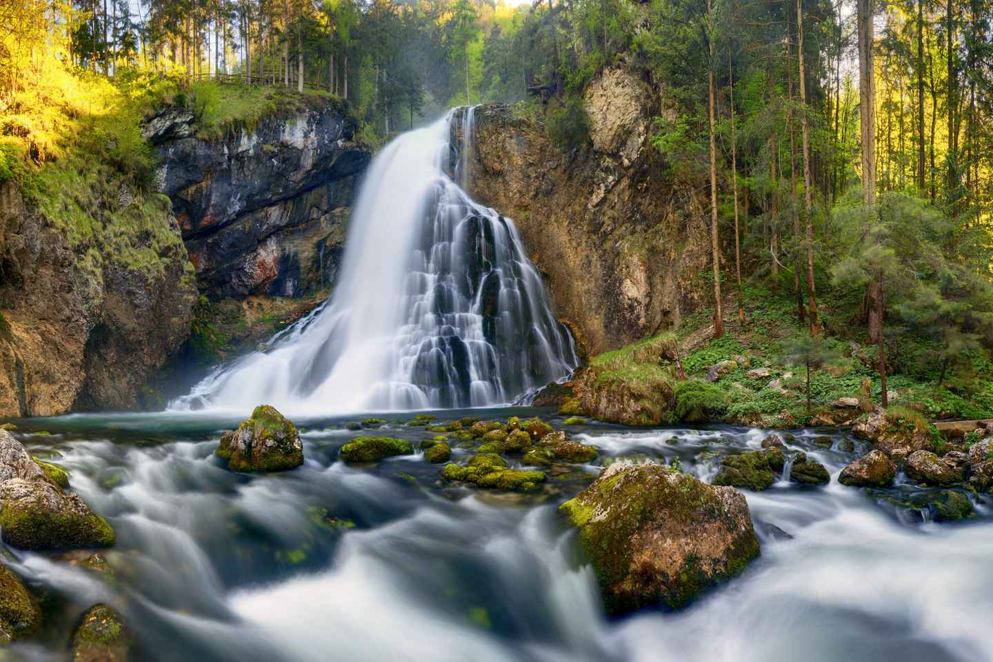 Private Tour: Werfen World's Largest Ice Caves