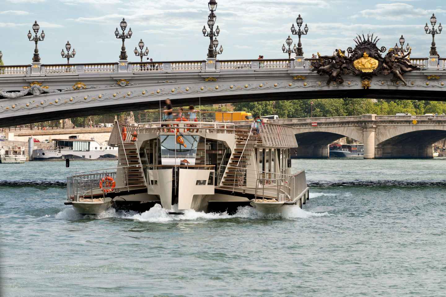 伦敦出发：巴黎火车游，巴士巡航观光